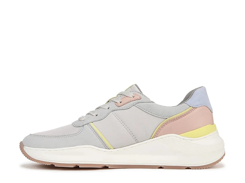 Blossom Sneaker