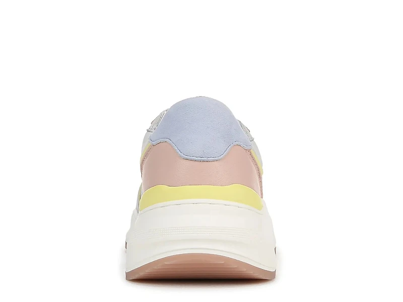 Blossom Sneaker