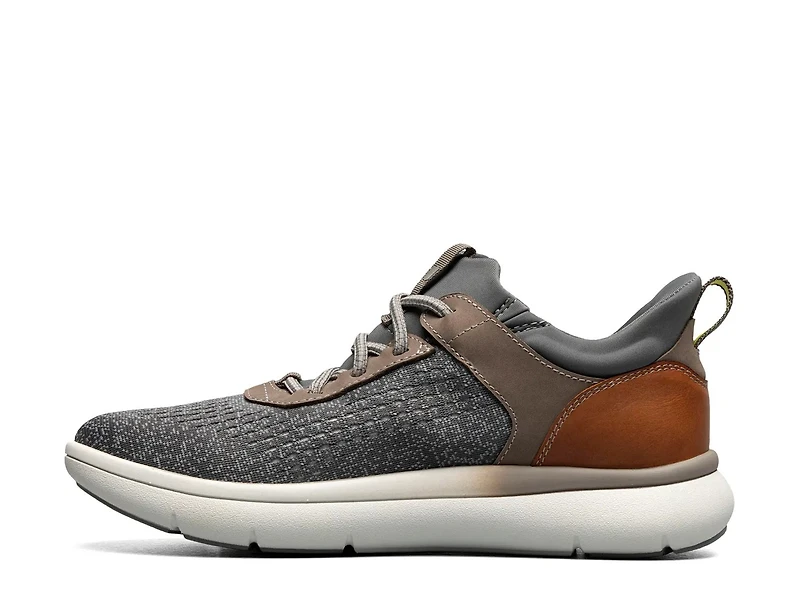 Fleet Sneaker
