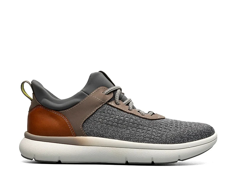 Fleet Sneaker