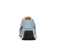 Oasis Runner Sneaker