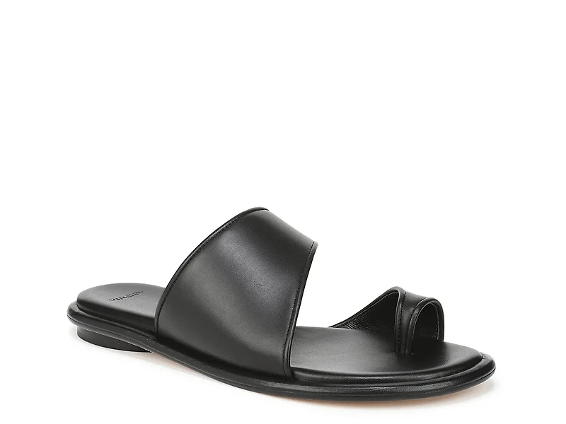 Lukas Sandal