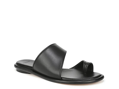 Lukas Sandal