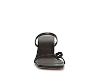 Ona Sandal