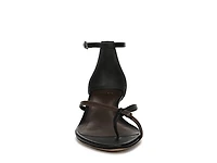 Siri Sandal