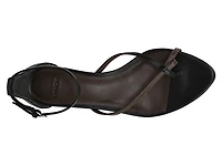 Siri Sandal