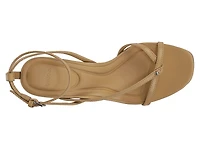 Marilyn Sandal