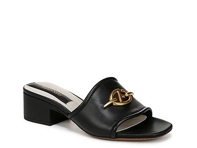 Noreen Sandal