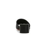 Noreen Sandal