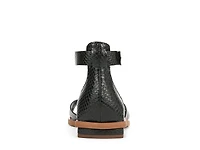 Elisa Sandal