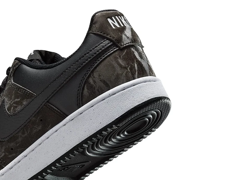 Court Vision Sneaker