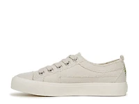 Vivid Sneaker