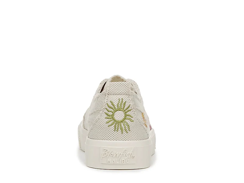 Vivid Sneaker