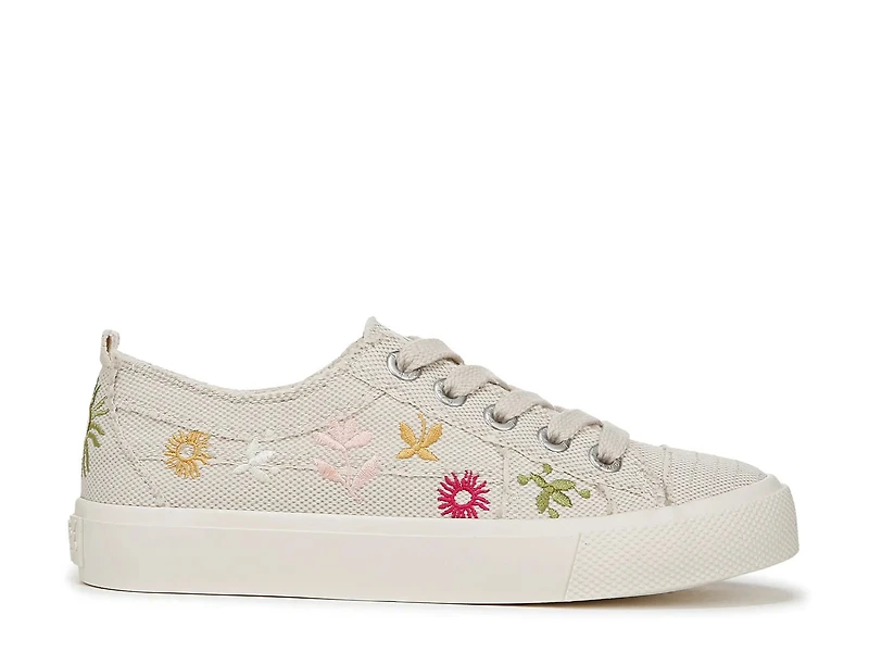 Vivid Sneaker
