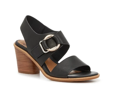Martina Sandal