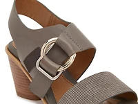 Martina Sandal