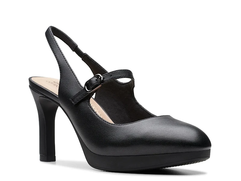 Ambyr Grace Pump