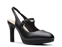 Ambyr Grace Pump