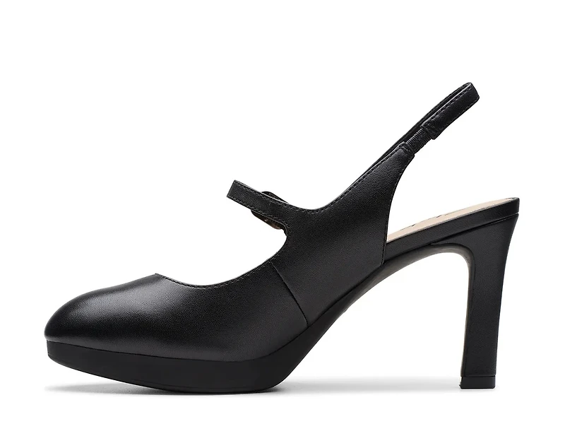 Ambyr Grace Pump