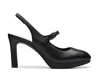 Ambyr Grace Pump