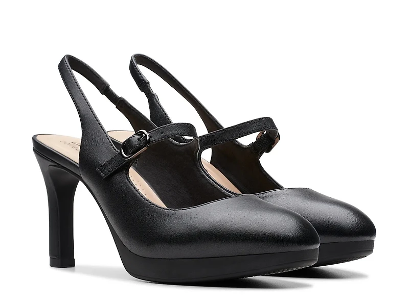 Ambyr Grace Pump