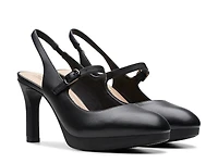 Ambyr Grace Pump