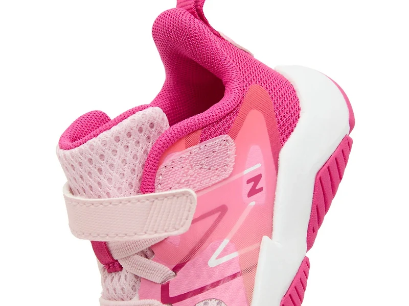 Rave Run v2 Sneaker - Kids'