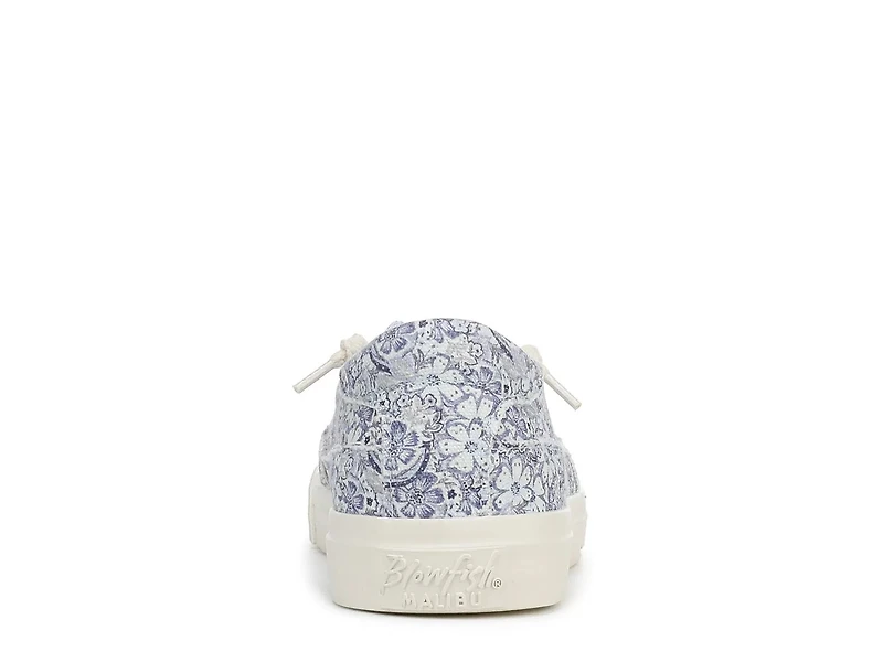 Moon 2 Slip-On Sneaker