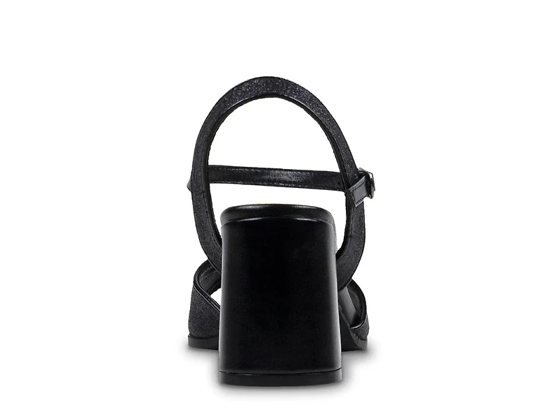 Sophia Sandal