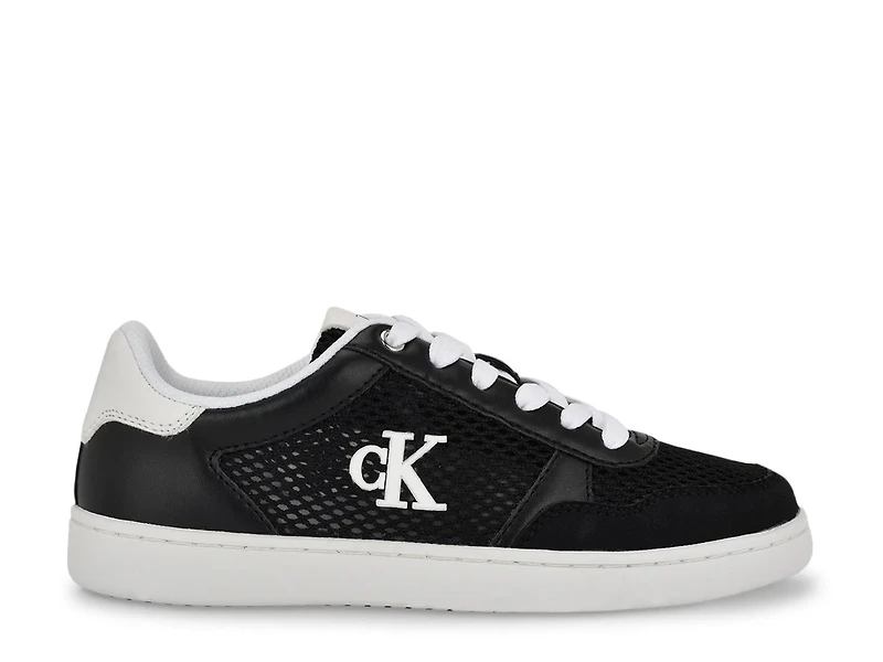 Heyra Sneaker