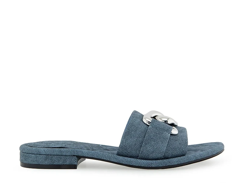 Big Charm Sandal