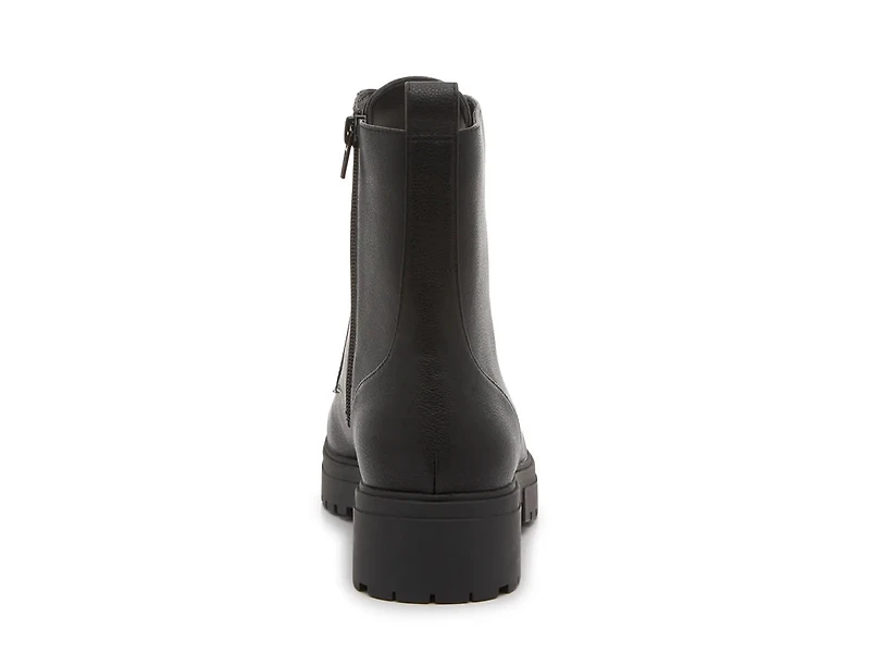 Nolene Comat Boot