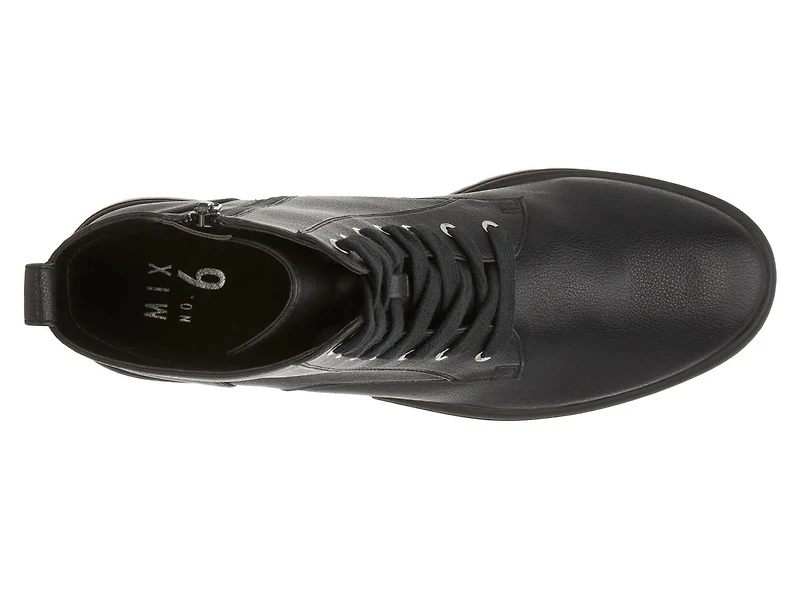 Nolene Comat Boot
