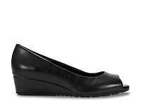 Candra Wedge Pump