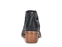 Carmen Sandal