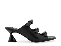 Jenna Sandal