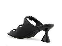 Jenna Sandal