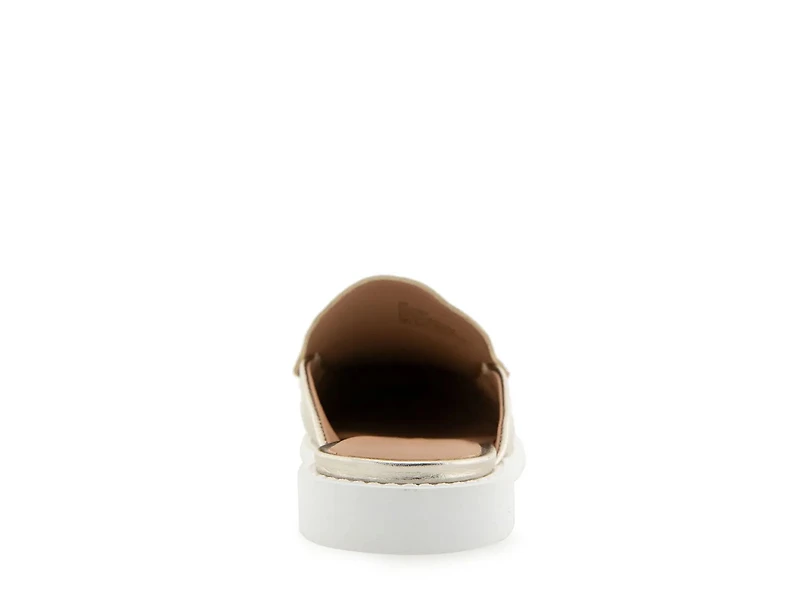 Salome Mule