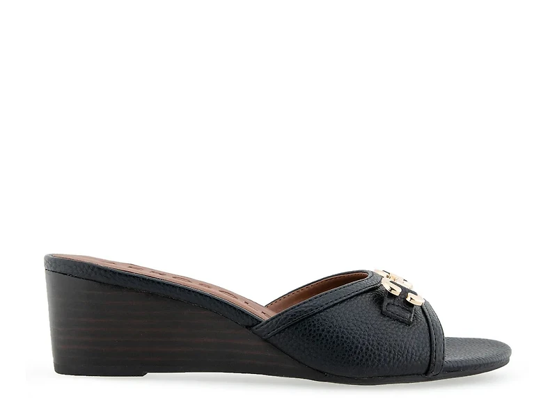 Wava Wedge Sandal
