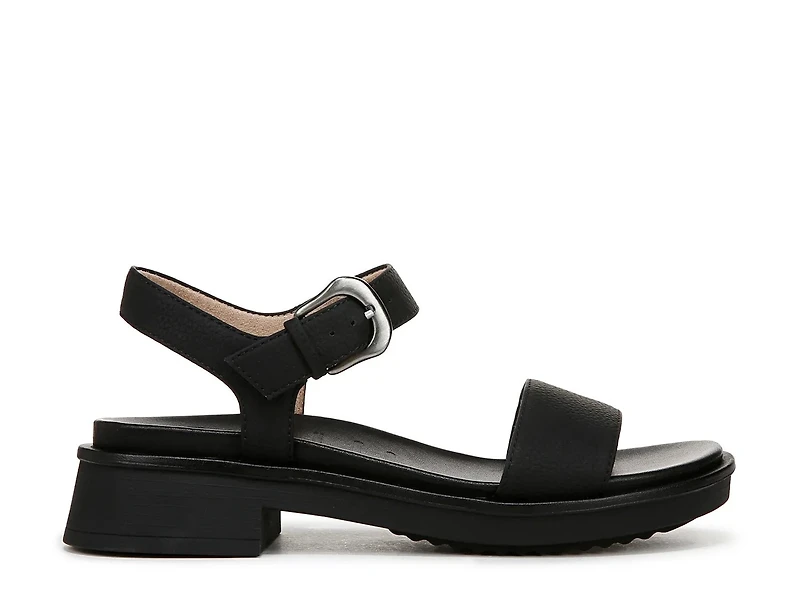 Emma Sandal