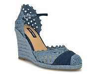 McKinly Wedge Pump