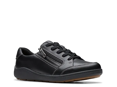 Bryianne Bayla Sneaker