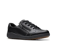 Bryianne Bayla Sneaker