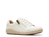 Bryianne Bayla Sneaker