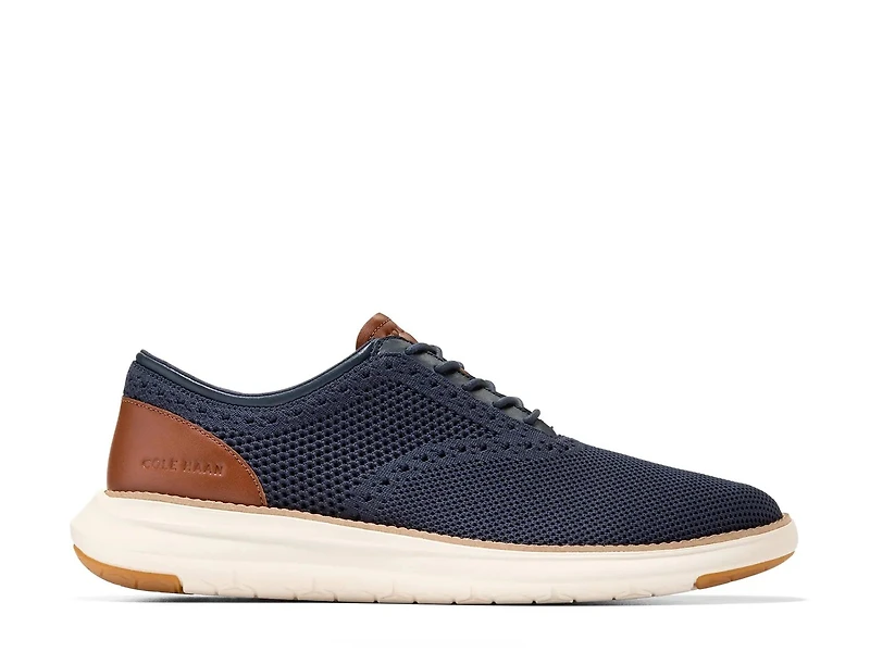 Grand Remix Knit Oxford