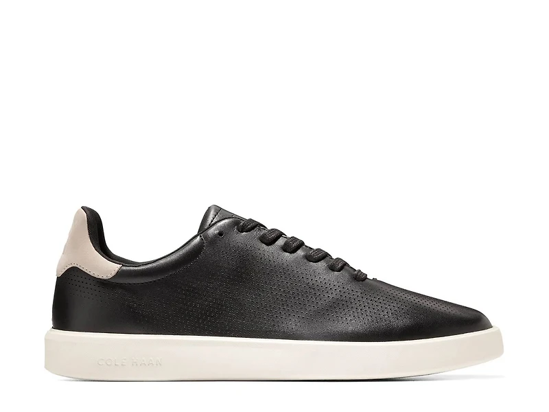 Grand Court Daily Laser Sneaker