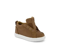 Cruz Mid Sneaker