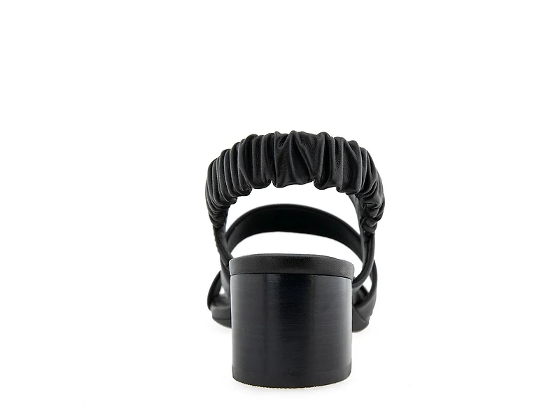 Clarissa Sandal
