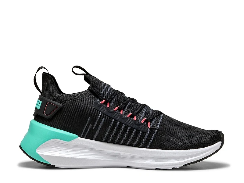 Softride Symmetry Fuzion Sneaker
