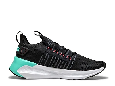 Softride Symmetry Fuzion Sneaker